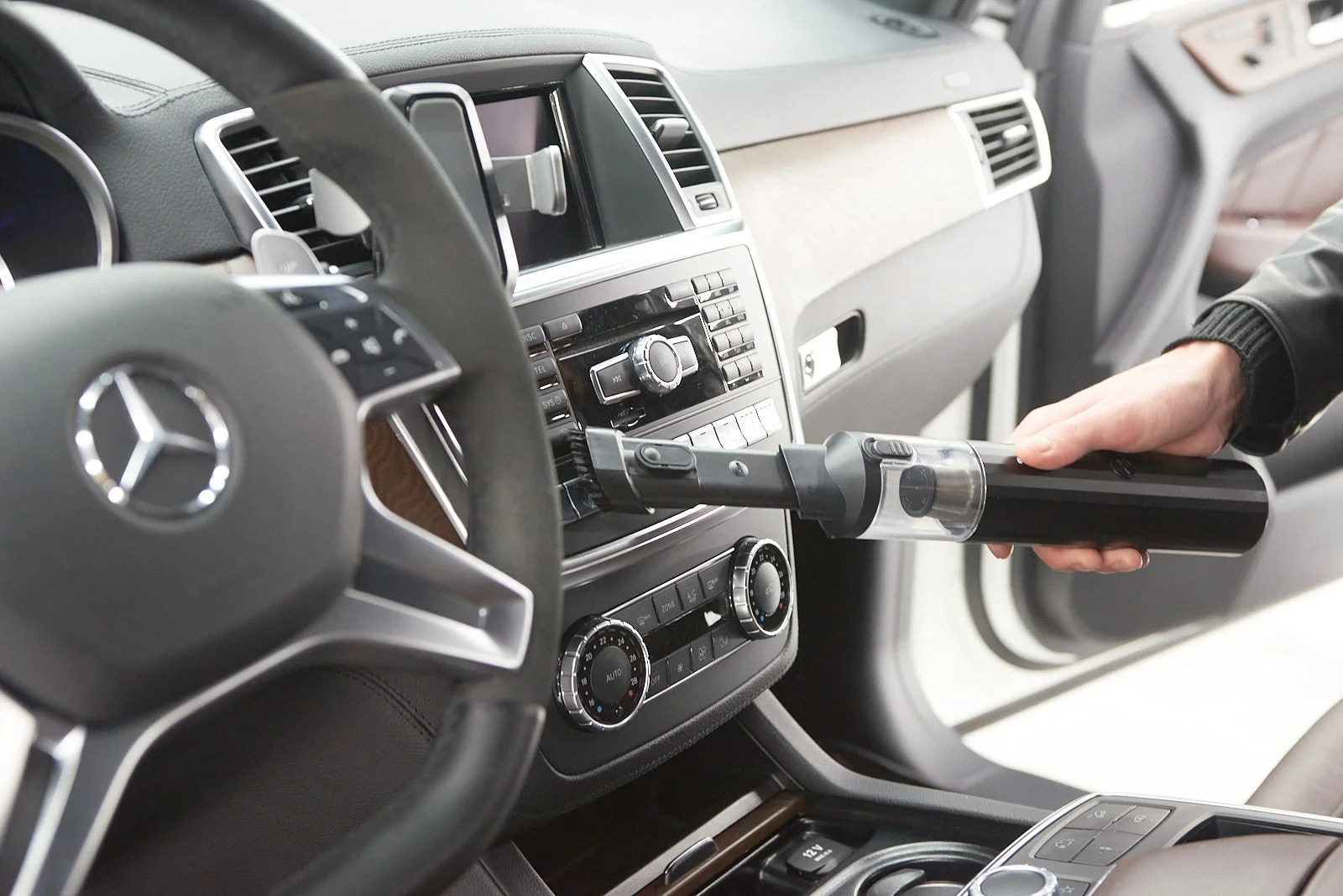 cordless handheld vacuum for Nissan Sentra